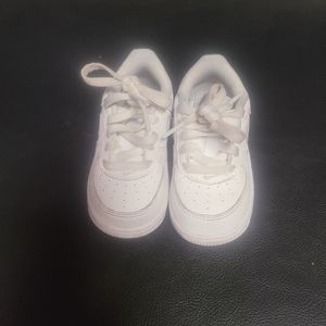Size 5 solid white airforce ones toddler